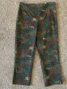 Vintage Nick & Sarah Women’s Green Camo Zip Flat Front Capri Pants,  Size L